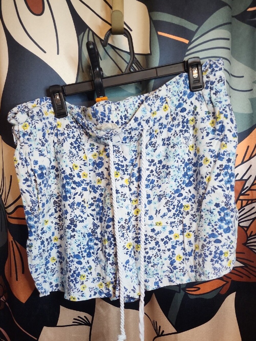 3-Pack Shorts — Floral White, Bright Green & Black - Picture 2 of 7